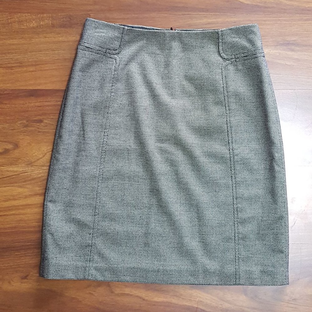 NWOT Banana Republic Patterned Pencil Skirt 4